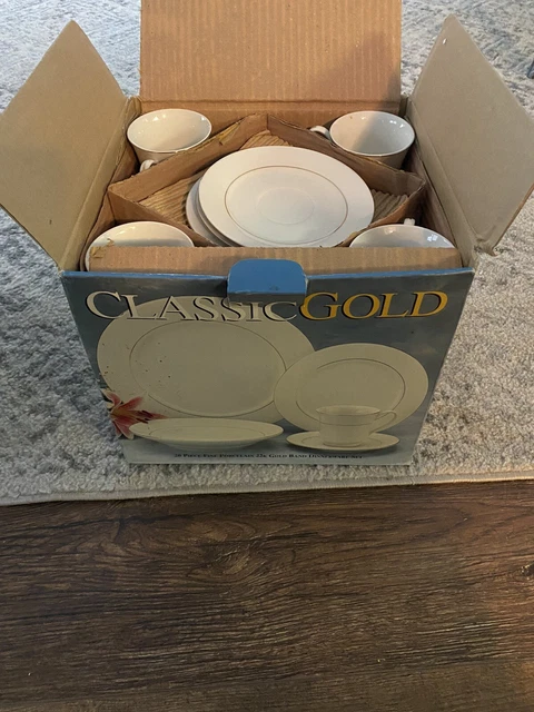 Classic Gold-Plated Porcelain Dinner Service for Four, 20-Piece Dinnerware Set