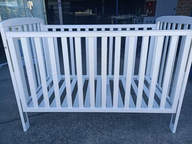 New White Baby Cot Crib - Side Drop System 3