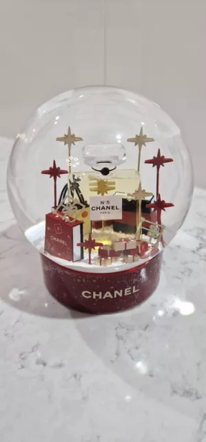 CHANEL NO 5 GOLD PERFUME BOTTLE Snow Globe *VIP* Gift Exclusive 🇬🇧 £75.00  - PicClick UK