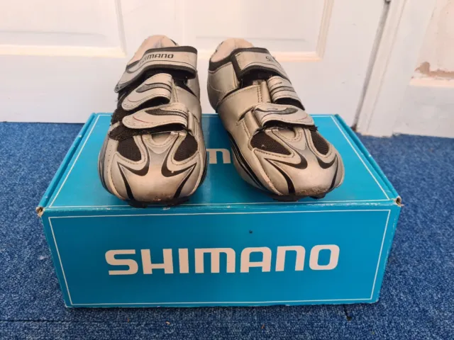 Shimano Mens R077 Road Cycling Shoes in Silver Size EUR 43 / US 8.9 UK 8