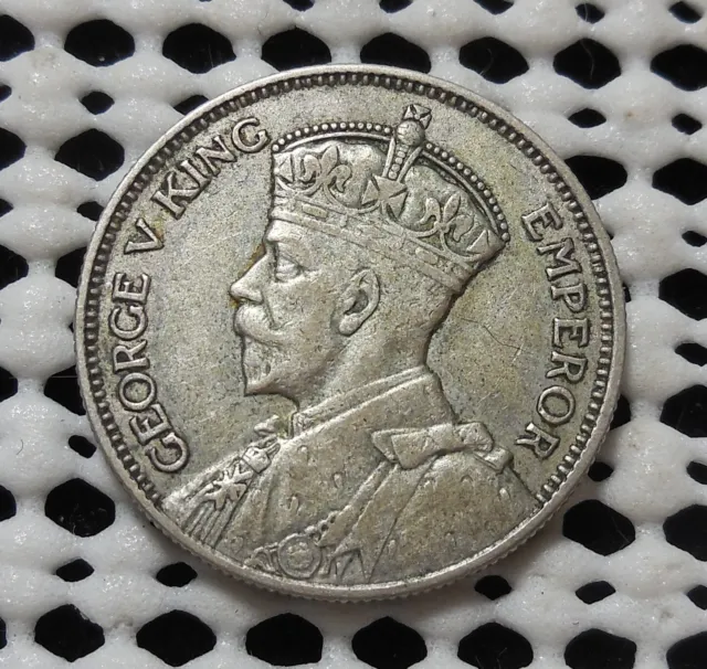 1934 New Zealand One Shilling Silver Coin Vf+