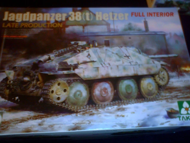 TAKOM 1/35 SCALE Wwii German Tank Destroyer Jagdpanzer 38 T Hetzer W ...