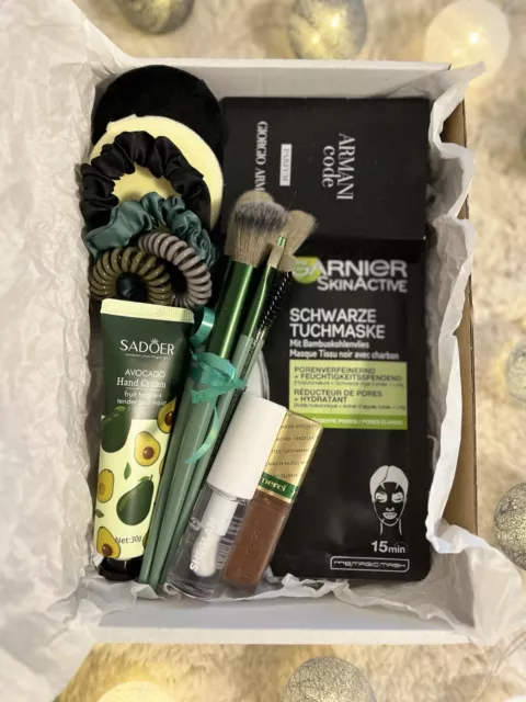 Beauty-Geschenkset für Frauen 🥦    Women's gift set of cosmetics in green color