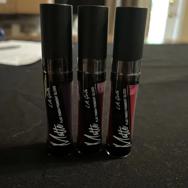 3x L.A. Girl Matte Flat Finish Pigment Lip Gloss (2) Backstage (1) Black Currant