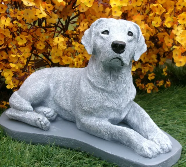 Concrete Dog Labrador retriever garden decor grave marker pet loss memorial monu