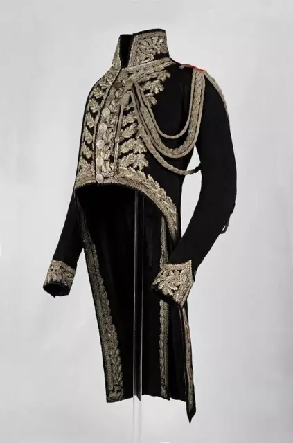 Costume da uomo su misura nero ricamato stile vittoriano 18 ° secolo 3