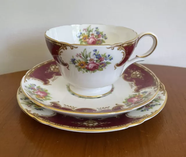 Vintage Red Shelley DUCHESS 13401 Tea Cup, Saucer and Plate Trio c.1940