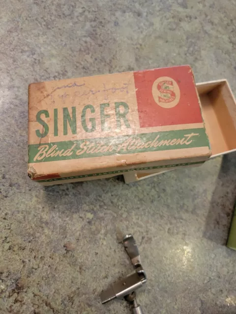 SINGER SEWING MACHINE BLIND STITCH 160616 w Original Box Papers Etc USA ...