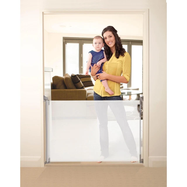 Dreambaby Retractable Gate - White