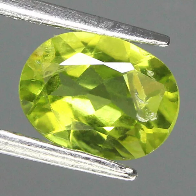 ★★ RARE !! PERIDOT VERT JAUNE DE THAILANDE : 1,24 CARAT  ★★ p125.119