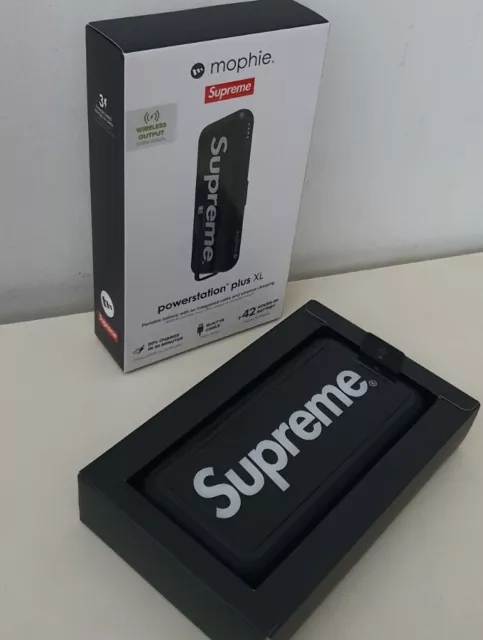 NEW SS21 SUPREME Mophie Powerstation Plus XL portable charger
