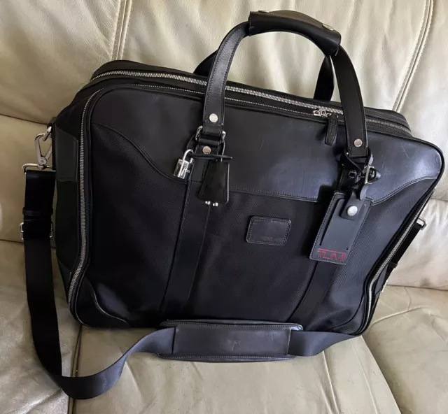 Tumi Ballistic Nylon Leather Trim Weekender Bag w/ Shoulder Strap Black