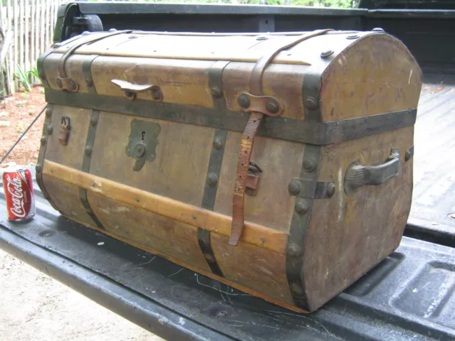 Antique Usa Country Primitive Jenny Lind Stagecoach Wood Hardware Trunk Table Us