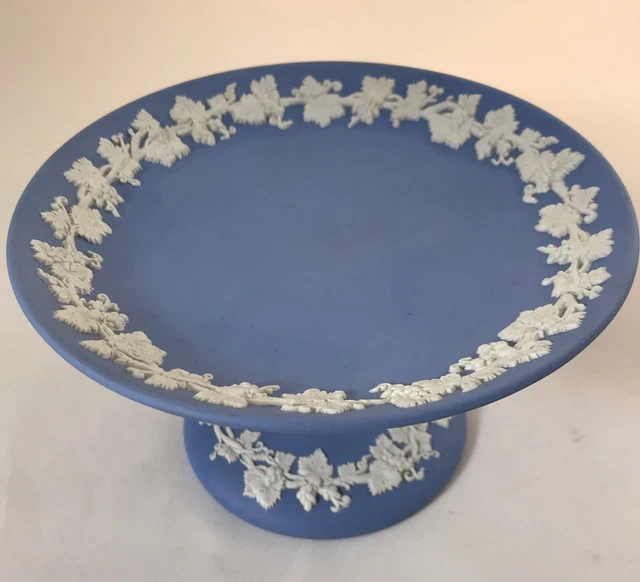 VTG WEDGWOOD BLUE Jasperware Grapevine Compote Candy Dish Pedestal