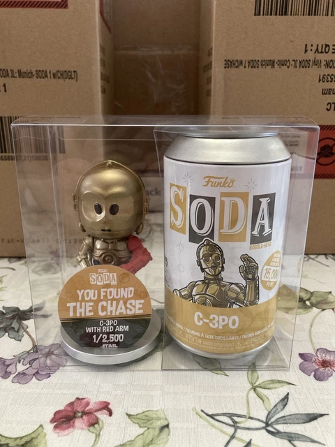 C-3PO CHASE Funko Soda Star Wars Droid Figure w/ Funko Soda Stand & Protector