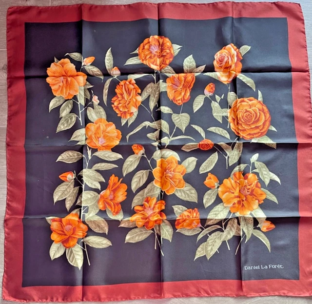 Superbe Foulard DANIEL LA FORET 100% soie TBEG vintage 77 x