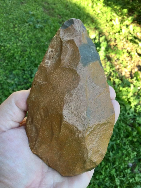 Biface lancéolé Acheuléen en quartzite - Mali - 600k à 1000k avant JC - Passion Of Time
