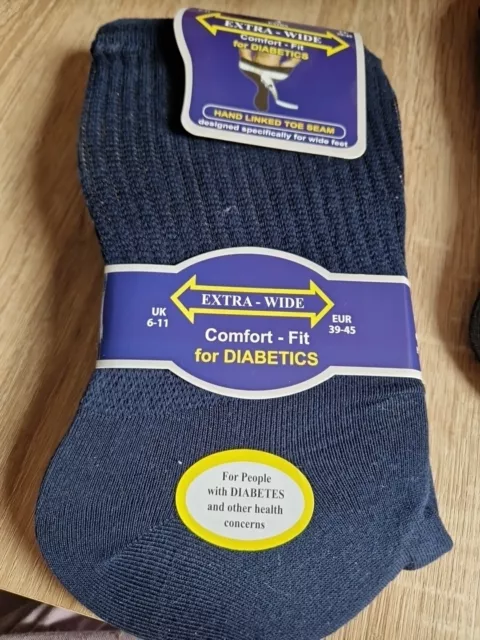 9 PAIRS OF Mens Non Elastic Diabetic Thermal Socks Fits Sizes 6-11 $7. ...