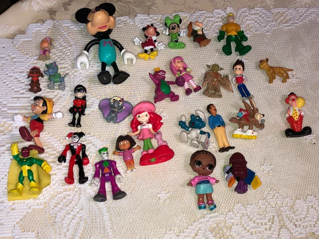 VINTAGE Mixed Lot of (27)Toy Figures Mickey Minnie Barney Yoda Simba Disney