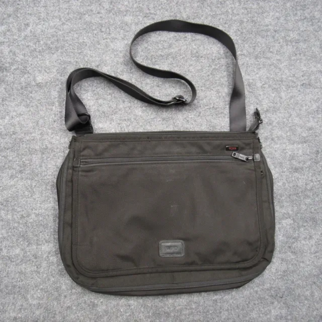Tumi Messenger Briefcase Bag Mens Black Sling Laptop Sleeve Organizer Travel