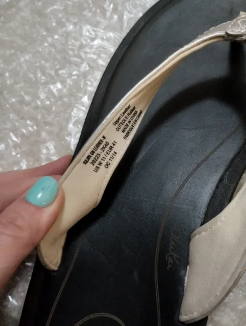 OLUKAI KULAPA KAI Thong silver sandals flip flops Shoes Women’s Size 11 ...