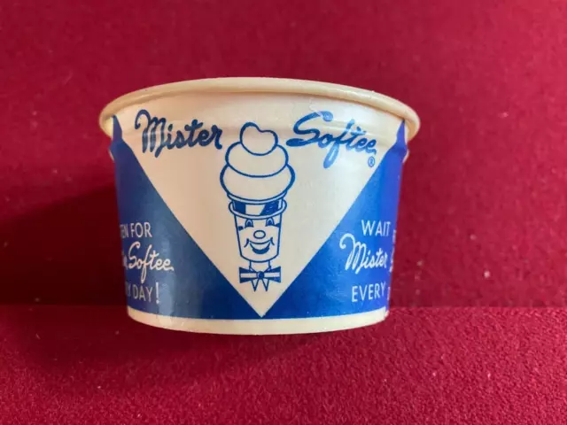 1950's, Mister Softee, "Un-Used" 5-oz Ice Cream Wax Cup (Scarce / Vintage)