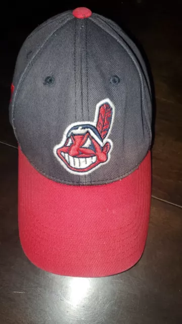 Vintage Cleveland Indians Logo MLB Baseball Adjustable Snapback Hat Ballcap