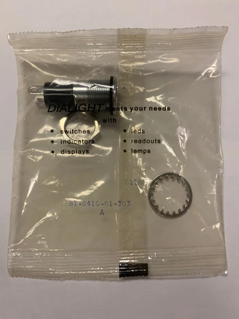 DIALIGHT LAMP BASE SERIES A 81-0410-01-303 - Lot of 4