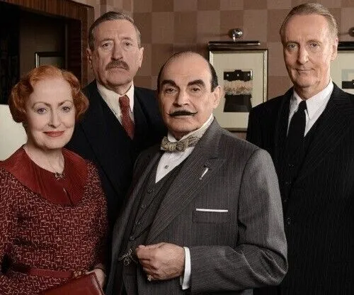 Poirot Unsigned 10" x 8" Photo - David Suchet, Hugh Fraser, Jackson and Moran *7
