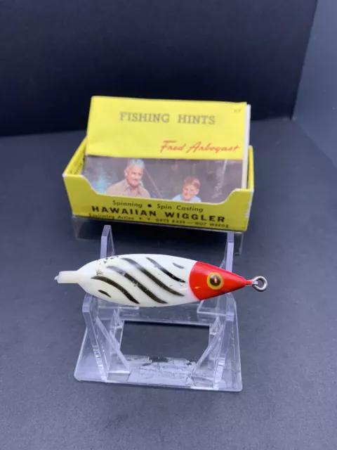 VINTAGE HAWAIIAN WIGGLER LURE With BOX FRED ARBOGAST HULA SKIRT No 1 1/2  $8.00 - PicClick