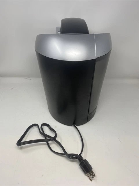 Keurig B60 Special Edition Single Cup Brewing System Coffee Maker Black Silver 3