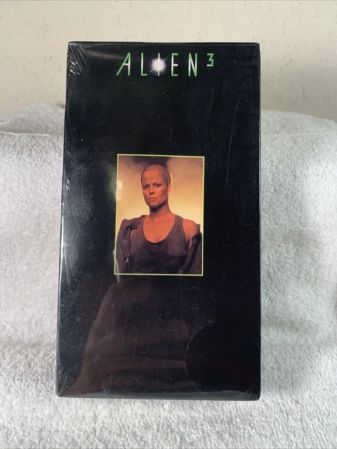 Alien 3 Vhs 1992 Sci Fi Horror Sigourney Weaver Blockbuster Sealed