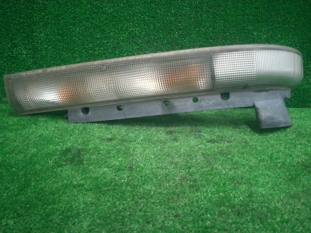 Mitsubishi Fuso 2000 Segnaletica svolta anteriore sinistra MC149170 [Usato] [PA54823532]