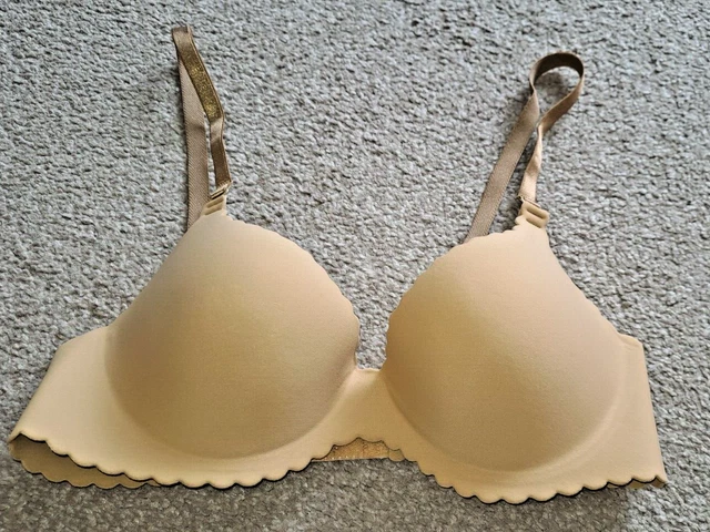 Wholesale Job Lot Nude Seamless Memory Foam Can Be Worn Strapless Bras 9 Items