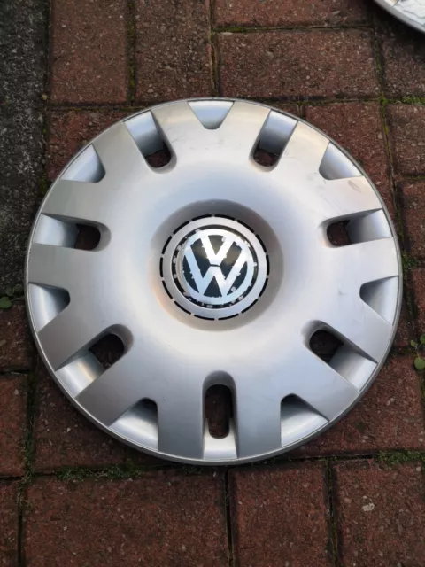 VW Polo Vento Wheel Trim Hub Cap Genuine Silver 6Q0601147