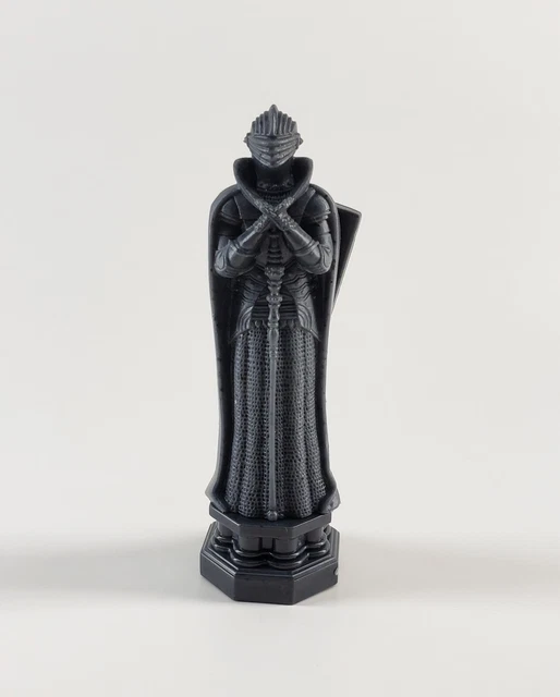 VINTAGE HARRY POTTER Wizard Chess Set 2002 Replacement Piece Black