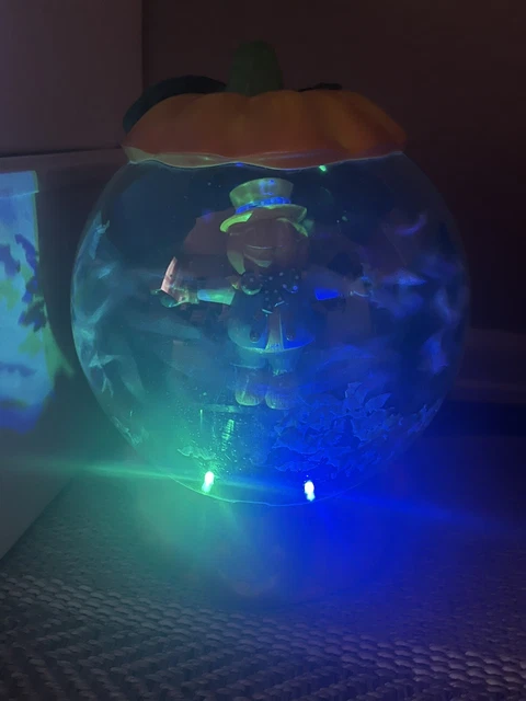 Gemmy Tornado Globe Bats Jack-O-Lantern Halloween Lighted Animated Music Works Gemmy Tornado Globe Bats Jack-O-Lantern Halloween Lighted Animated Music Works
