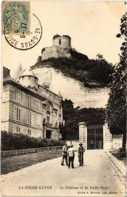 CPA La Roche Guyon Le Chateau et la vieille Tour (1318029)