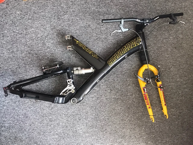 CANNONDALE RAVEN 2 Carbon Bike Frame And Forks Retro Bike 550.00