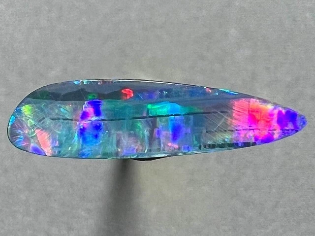Opale Noble Doublet D'Australie - 2.50 Carats - Cabochon Multicolore - Sans Traitement - Cadeau Bijouterie - Neuf Sans Boîte