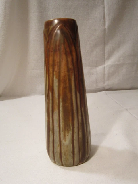 Vase Ancien En Gres Signe Metenier