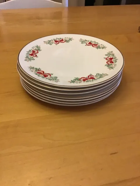 set of 7 Tudor rose bone china Festive Season salad plates 8”  gold rim holiday