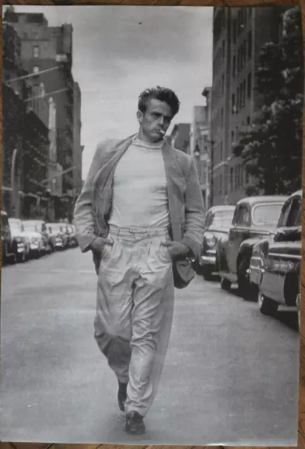 JAMES DEAN - Affiche/Poster N&B "Street Broadway"  Format: 58,5x85cm