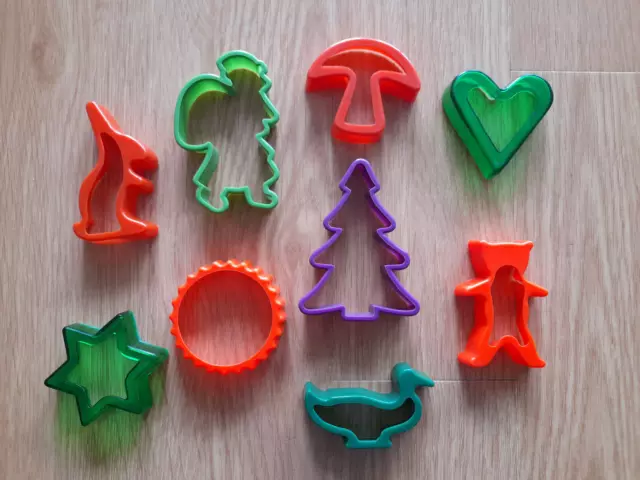 9 Backformen für Kekse verschiedene Motive Ostern, Weihnachten