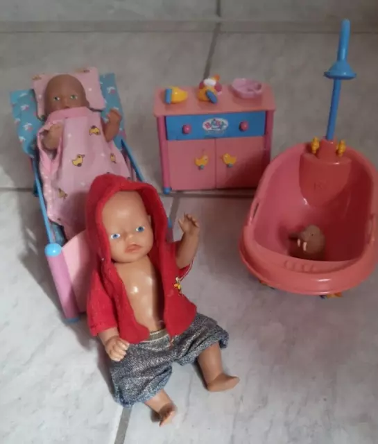 Mini Baby Born mit Badewanne, 2 Püppchen, und Schrank und Kleinteile