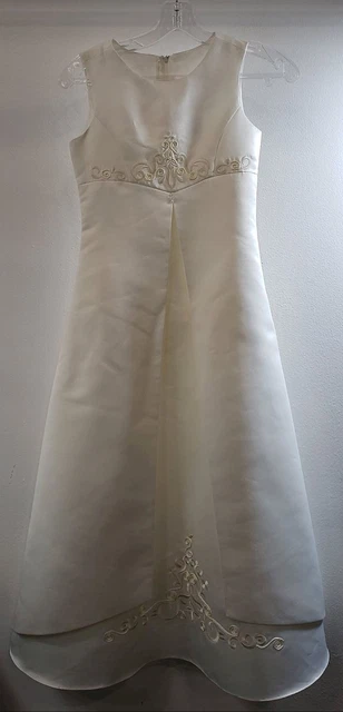 St. Tropez David's Bridal Flower Girl Dress Size 8