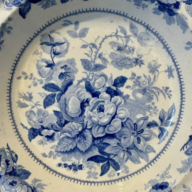 A Pair of Early 19th Century Blue & White Soup Bowls 3