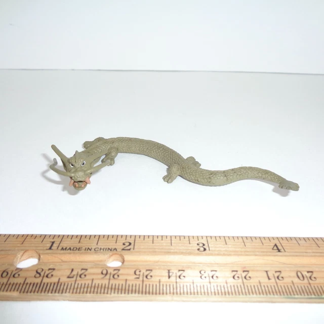 Bandai 2002 Manda Mini Figure from Godzilla Pack of Destruction