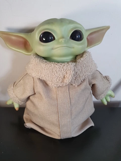 Peluche électronique Star Wars The Mandalorian - The Child (Grogu) Avec Sac à Bandoulière - Mattel