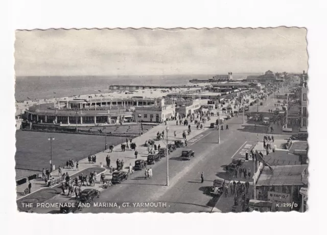 Printed Postcard The Promenade And Marina, GT. Yarmouth